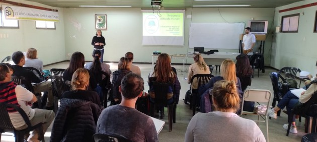 Jornadas de asesoramiento en escuela de Córdoba

