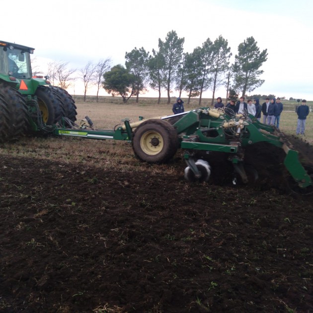 Tecnología agropecuaria - Maquinarias 